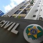 Operação prende 28 suspeitos de roubo e sequestro a partir do Facebook no Rio