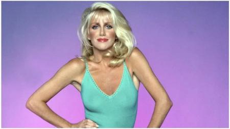 Suzanne Somers estrelou a série 'Um é Pouco, Dois é Bom e Três é Demais'