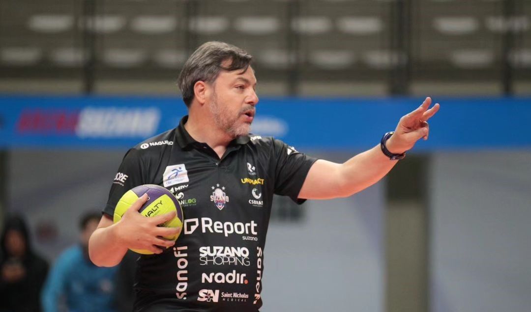 Vôlei: após derrota para o Araguari, Suzano demite técnico e anuncia substituto