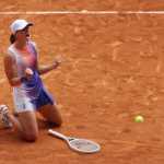 Iga Swiatek atropela Paolini e conquista o título de Roland Garros