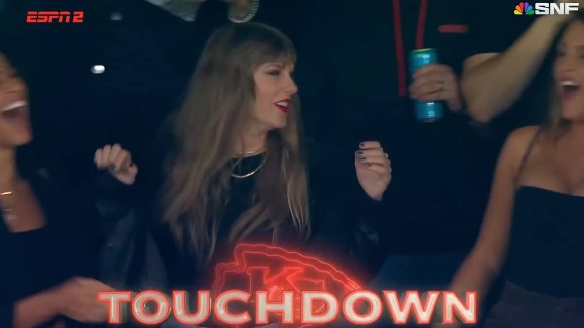 NFL se defende de críticas por 'dar muito espaço' a Taylor Swift em jogos