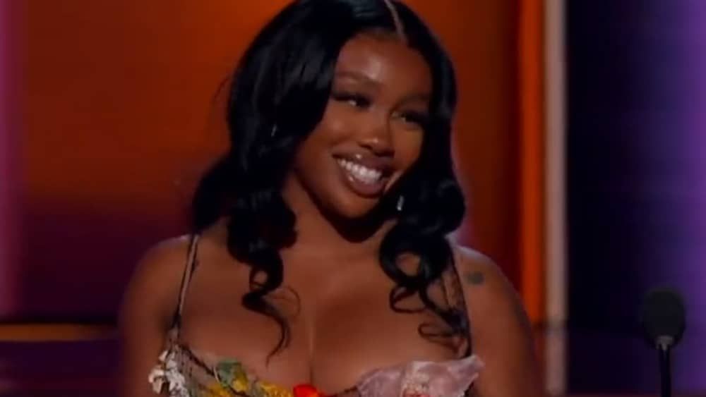 Quem é SZA? Conheça artista que lidera indicações ao Grammy 2024