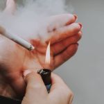 Jovens correm mais riscos de desenvolver diabetes, câncer e obesidade do que idosos, indica estudo da UFMG