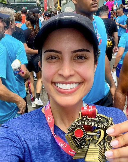 Tabata Amaral corre a São Silvestre e fala em 'realização de sonho'