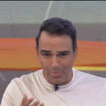 BBB 25: Tadeu Schmidt comete gafe ao vivo e web não perdoa
