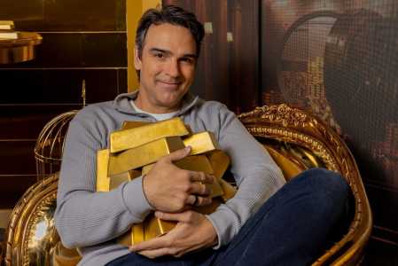 Tadeu Schmidt, apresentador do BBB 26