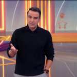 BBB 25: Tadeu Schmidt dá bronca em participante ao vivo