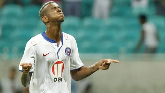 Anderson Talisca comemora gol pelo Bahia em 2014