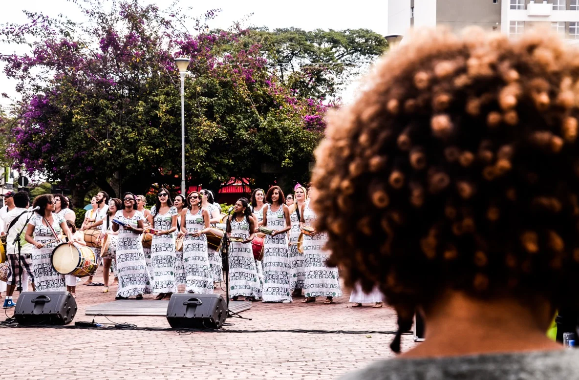 Tambor na Praça: Maurício Tizumba convida Marcelo Veronez para edição deste fim de semana