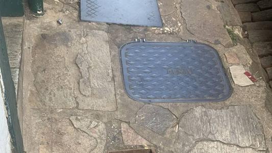 Tampa da CEMIG na Rua Paraná