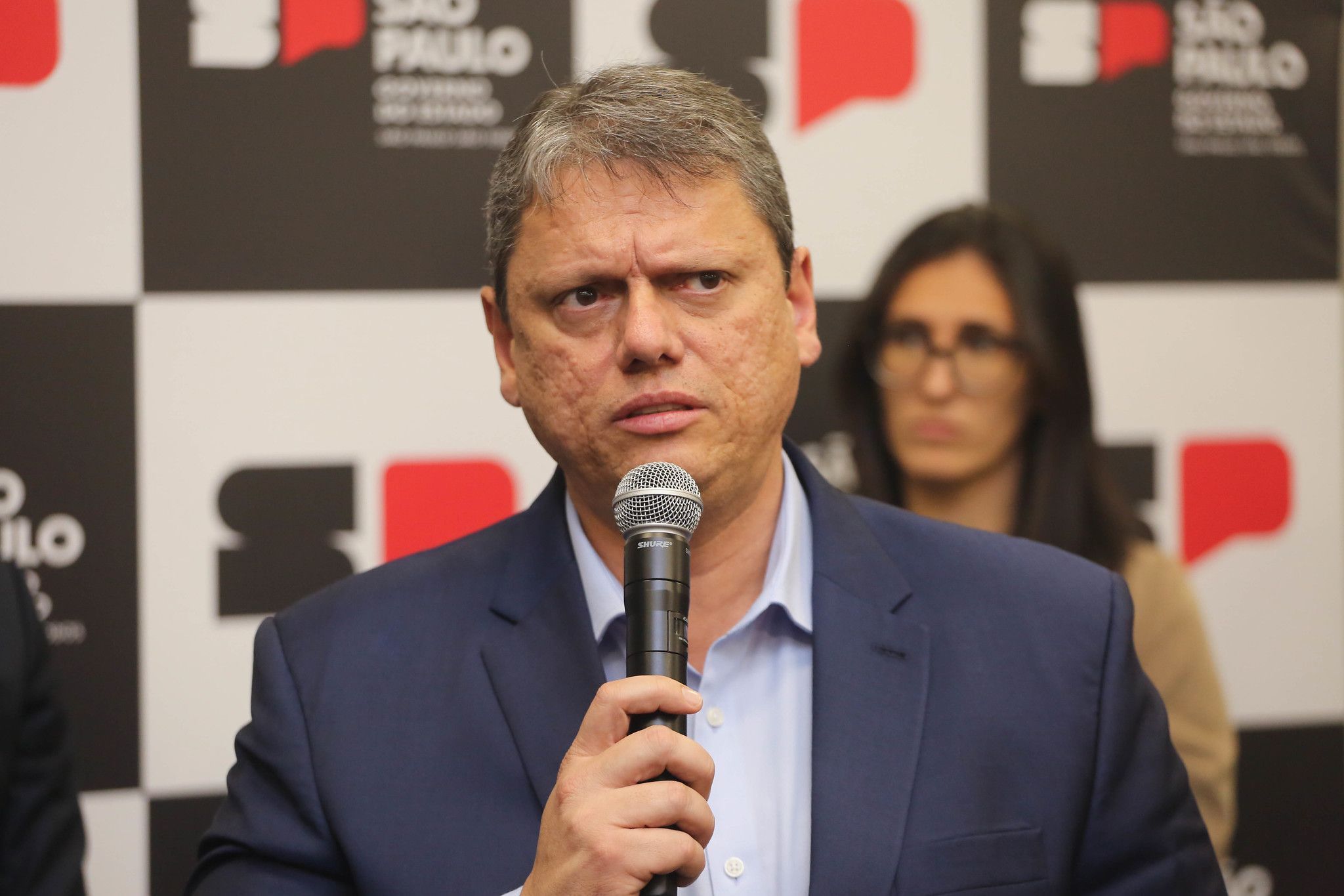 Tarcísio de Freitas diz que Bolsonaro foi condenado sem provas: ‘Sentença injusta’