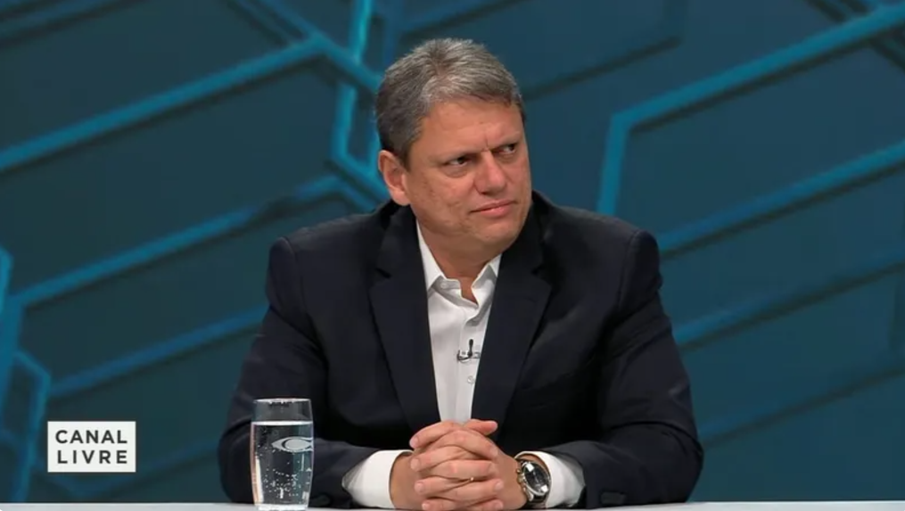 Tarcísio lidera disputa pela reeleição em São Paulo, aponta pesquisa Quaest
