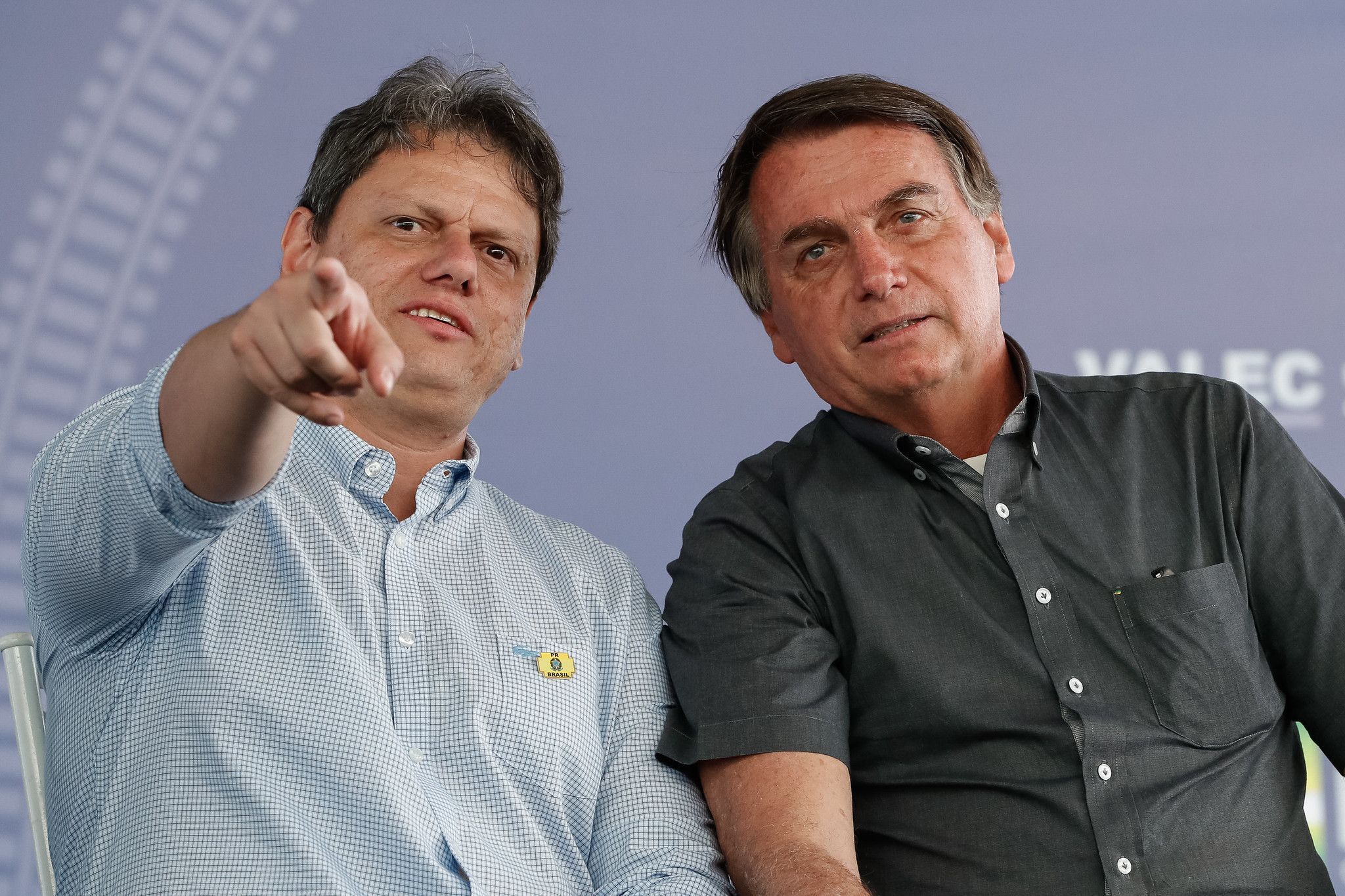 Com autorização de Moraes, Tarcísio visita Bolsonaro nesta segunda (29) em Brasília
