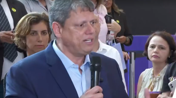 Tarcísio, governador de SP, sobre operação que deixou 39 mortos: ‘não estou nem aí’