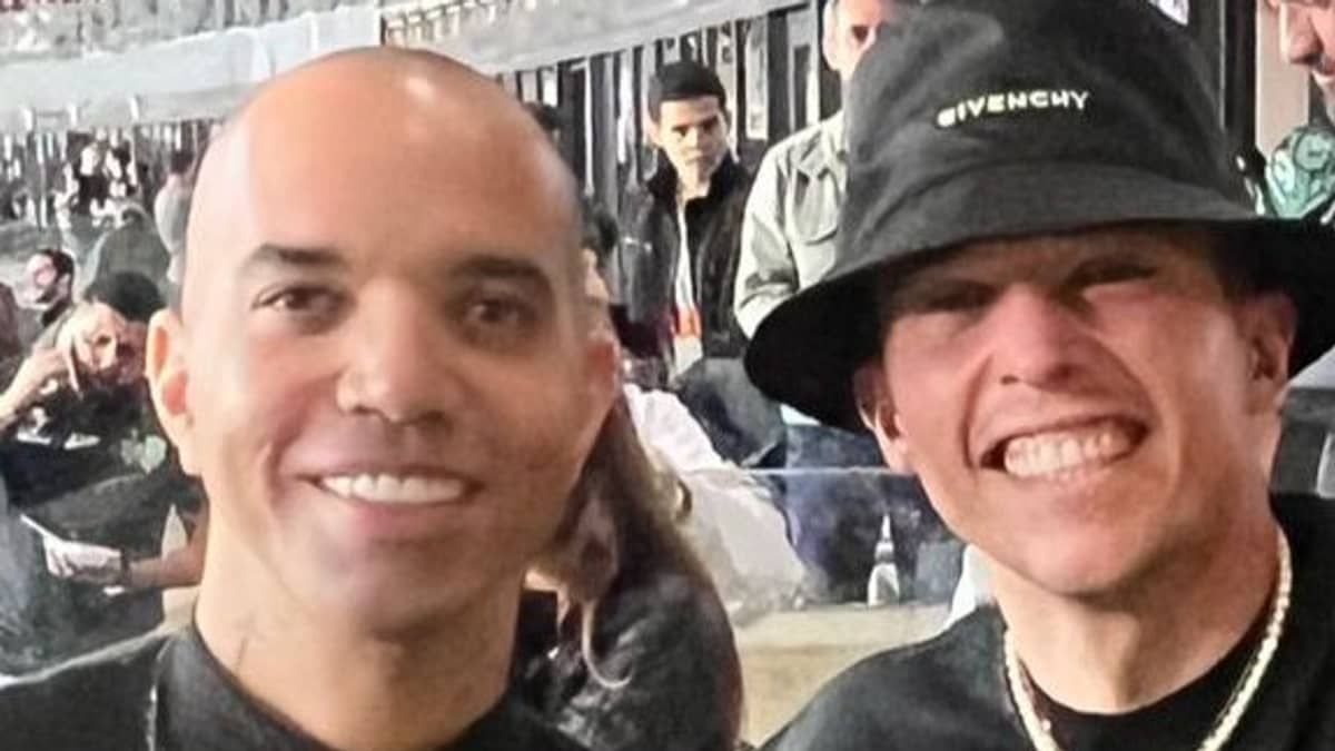 Campeões em 2013, Tardelli e Bernard assistem a jogo do Atlético na Libertadores 