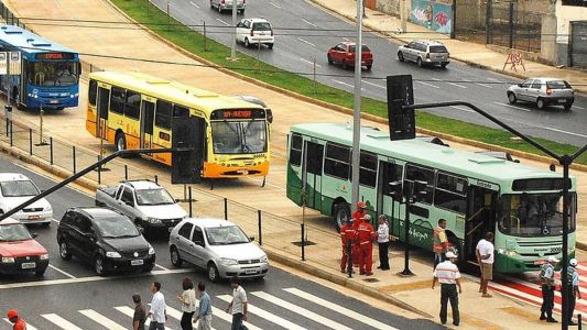 Tarifa de ônibus em BH pode voltar a custar R$ 4,50 com subsídio para empresas