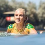 Medalhista em Paris, Tati Weston-Webb interrompe pausa na carreira e surfará no Brasil
