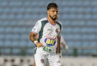 Artilheiro do Ipatinga, Tavares sente incômodo e não enfrenta Mamoré pelo Mineiro