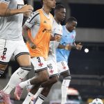 Questionado em mudanças, Fernando Diniz explica estilo de jogo do Vasco