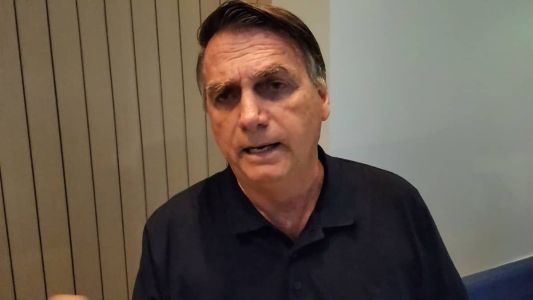 TCU pede esclarecimentos sobre viagem de Jair Bolsonaro a Orlando.