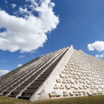 Ícone de Brasília, Teatro Nacional reabre após 10 anos