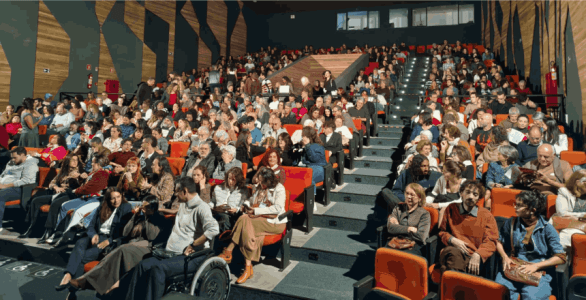 Teatro Paschoal Carlos Magno