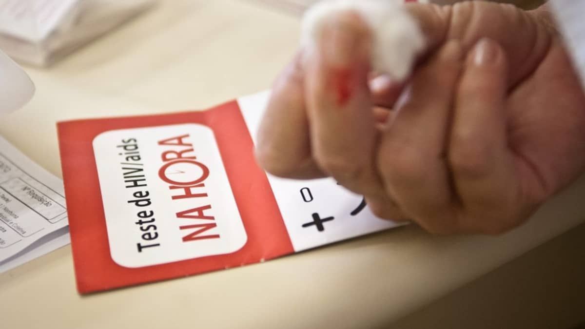 Cientistas eliminam HIV em animais em nova técnica de edição genética, relata estudo