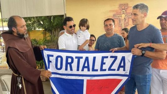 Técnico do Fortaleza, Juan Pablo Vojvoda, em Canindé, no interior do Ceará