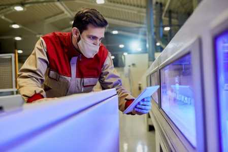 Da UTI ao centro cirúrgico, o trabalho silencioso do técnico em eletroeletrônica