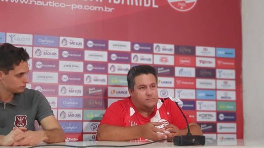 Técnico Fernando Marchiori foi apresentado nesta terça-feira (30) no Náutico