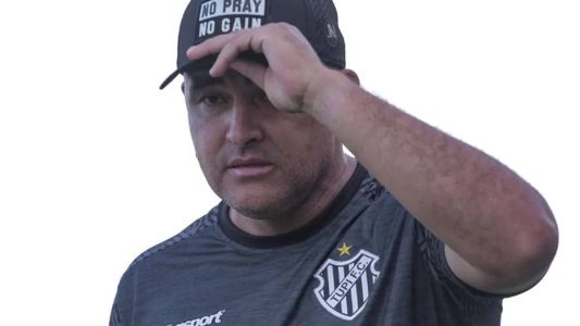 Técnico foi demitido após derrota para o Uberlândia
