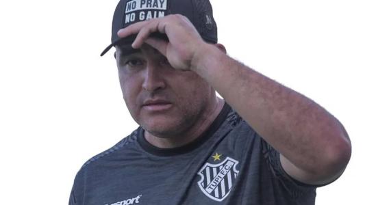 Técnico foi demitido após derrota para o Uberlândia