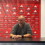 Inter garante permanência de Mano 'por ora', após derrota no Gre-Nal