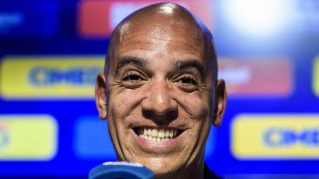 Técnico Pepa tem que mudar a defesa do Cruzeiro