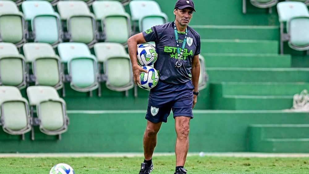 América relaciona 24 jogadores para partida contra Internacional; veja lista