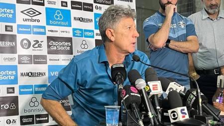 Técnico Renato Portaluppi destacou a importância de Suárez na vitória gremista