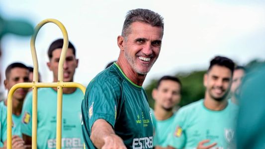 Técnico Vagner Macnini durante treinamento