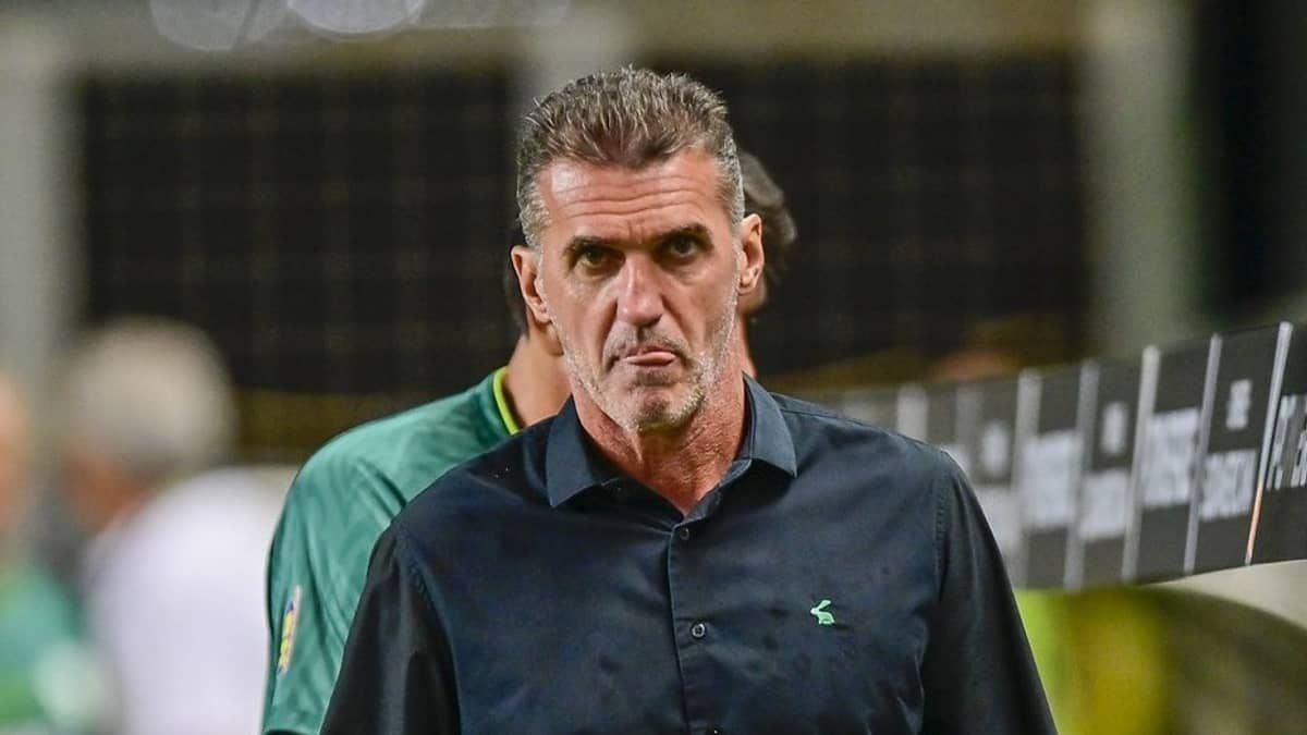 Mancini escala América com novidades para enfrentar o Nova Iguaçu