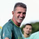 Mancini escala América com novidades para enfrentar o Peñarol