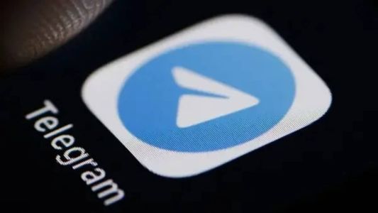 Telegram compartilhou texto contra PL das Fake News dentro da plataforma