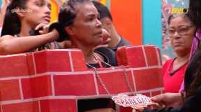 Maike e Vilma cumprem castigo do Monstro