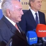 Temer diz que Dilma foi condenada pelo Congresso e que 'golpe' seria ele não assumir o Planalto