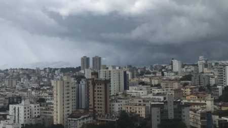 Temperaturas seguem elevadas e podem chegar a 35°C em Minas Gerais