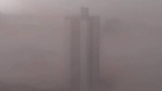 Tempestade areia encobre Manaus