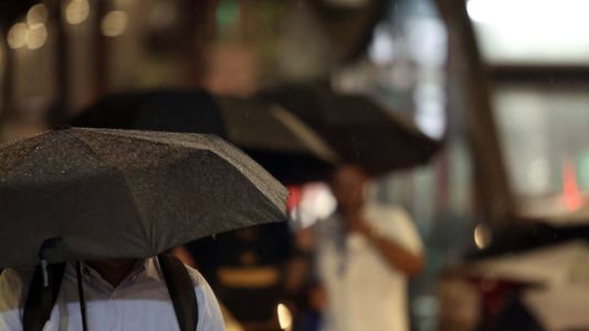 Quase 80 cidades do Paraná estão em alerta para chuvas e ventos intensos, além de queda de granizo