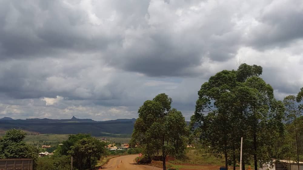 Alerta amarelo: tempestade e granizo podem atingir 120 cidades de Minas