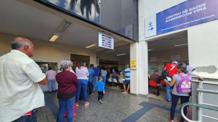 Tempo de espera no posto do Barreiro de Cima chegou a 1 hora nesta segunda (22)