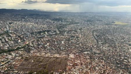 Tempo nublado na manhã de hoje em BH