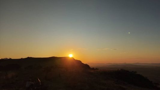 Tempo típico do outono tem frio pela manhã e temperaturas amenas à tarde
