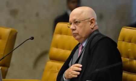 Teori Zavascki durante sessão do STF